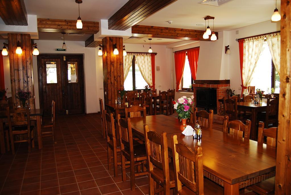 Conacul Ursului Guest house 3*