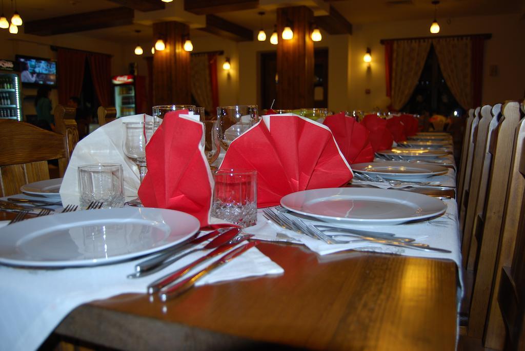 Conacul Ursului Guest house Cumpana (Arges)